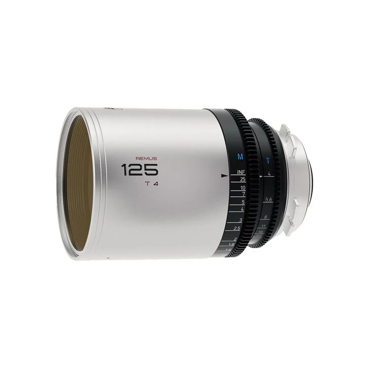 BLAZAR Remus 125mm/T4.0 1.5x Fullframe Anamorphic (AMBER lens flare)